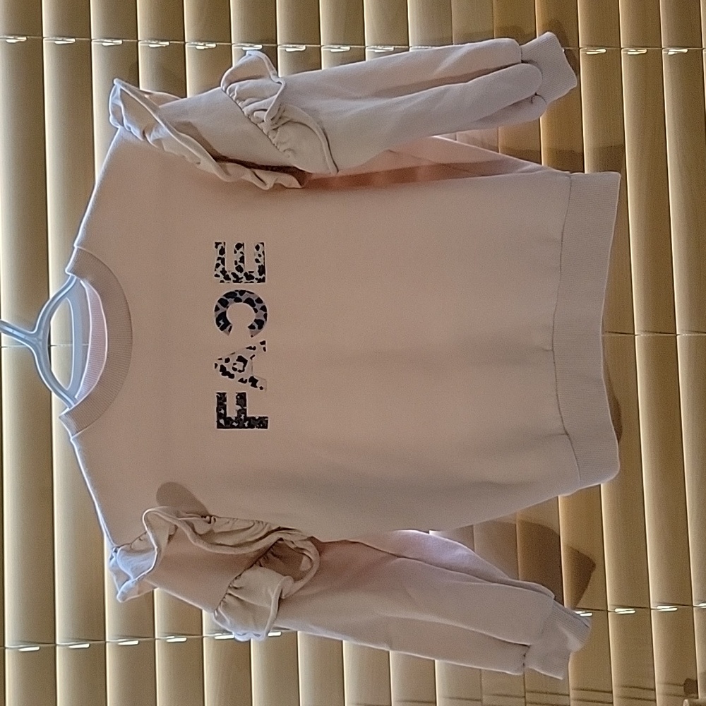 33). pre-owned *like new*girls' FACE' letter logo Crewneck Sweatshirt Size 8